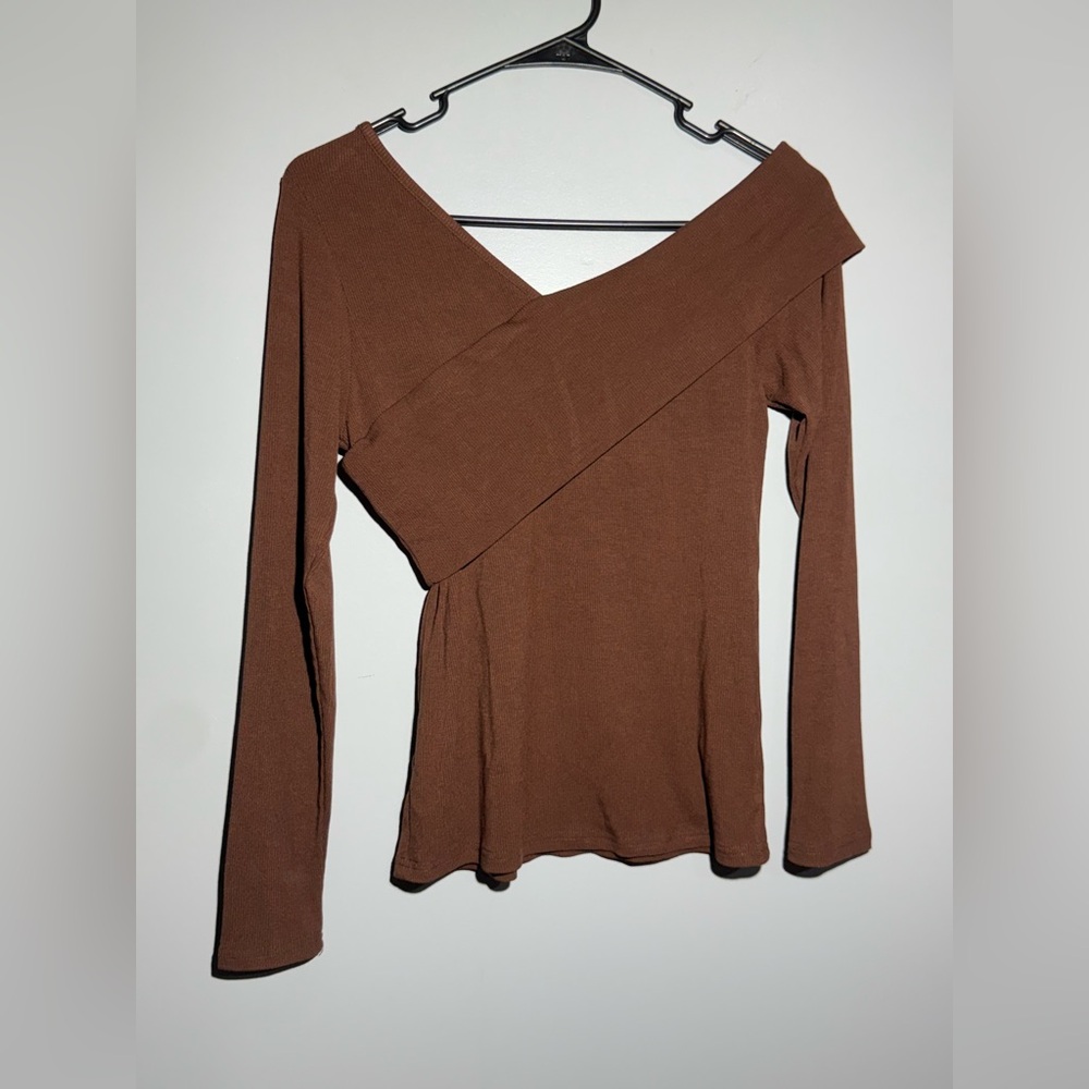 Brown Off-Shoulder Long Sleeve Top